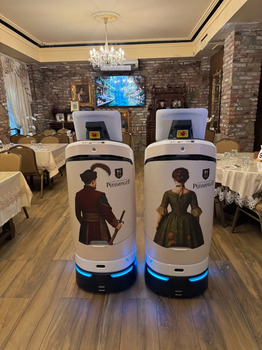 Roboty kelnerskie w Restauracji Podzamcze